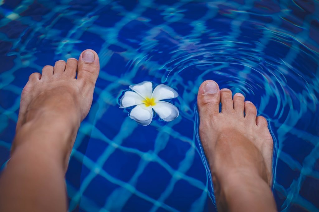 Homemade Cooling Foot Soak for Your Achy Feet